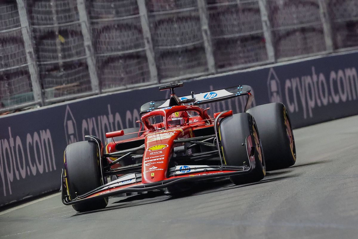 Lewis Hamilton, cel mai rapid în condițiile complicate din Las Vegas » A dominat primele antrenamente + Semne de întrebare pentru Max Verstappen