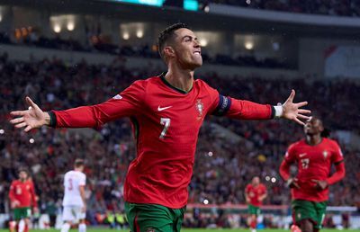 „Ai 40 de ani, ești pe cale să mori!”. Reacția de milioane de like-uri dată de Cristiano celui mai faimos YouTuber