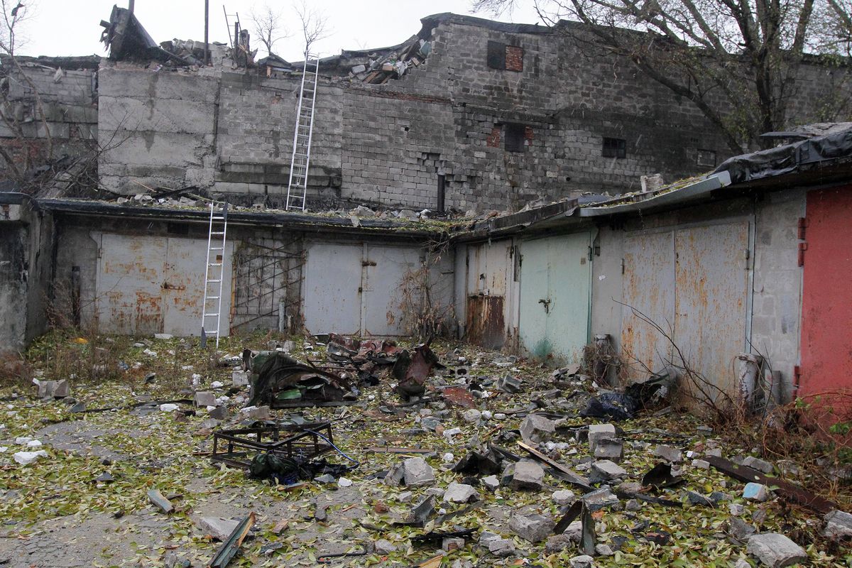 Imaginile dezastrului din orașul atacat de Putin cu racheta „Oreșnik” » E un centru important al fotbalului din Ucraina și Europa: stadionul a scăpat