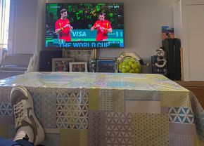 Detaliul din living prin care și-a lăsat mască fanii: „Să ai 50 de milioane în bancă, dar sufrageria ta să arate precum cea din casa bunicilor”