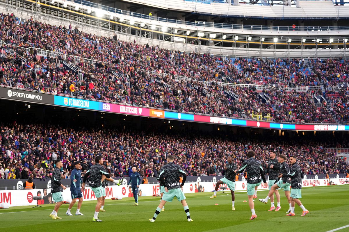 Hansi Flick, fericit după debutul pe versiunea îmbunătățită a Camp Nou: „A fost una din acele zile”