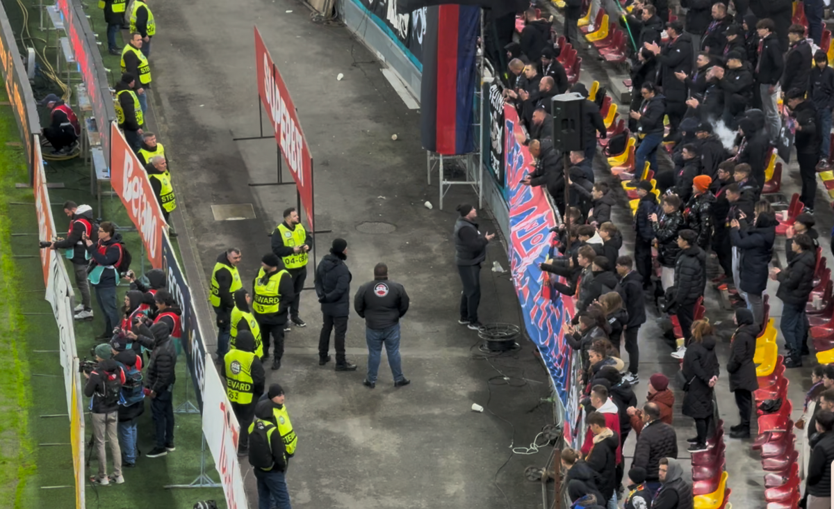 Imagini de la finalul meciului FCSB - Petrolul