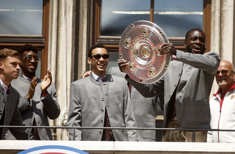 Un colos s-a retras! Va fi o luptă în trei pentru semnătura lui Dayot Upamecano