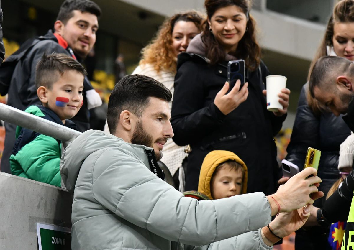 FCSB - Petrolul, imagini de la încălzire