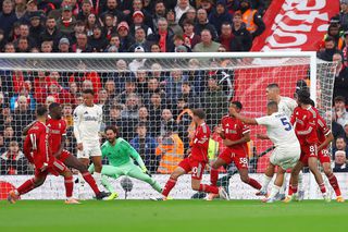 Minute de foc pe Anfield, încă un scandal în Premier League » Două faze controversate în Liverpool - Forest