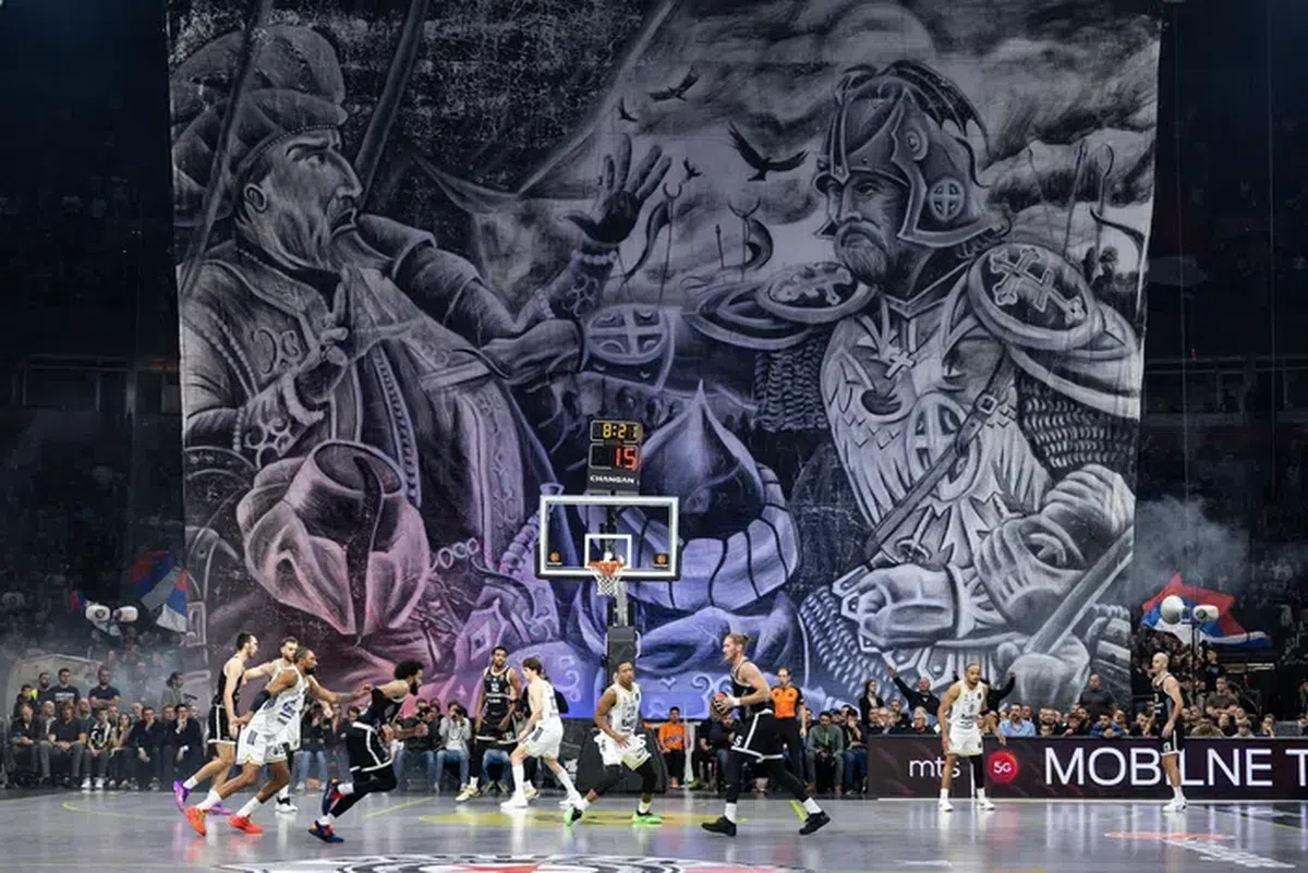 Scandal internațional în urma scenografiei de la startul meciului » Turcii au depus plângere și cer sancțiuni