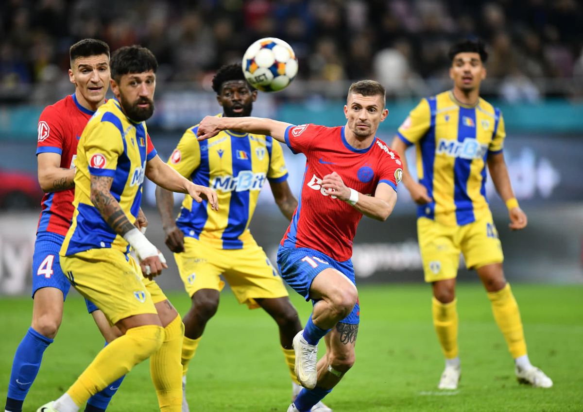FCSB - Petrolul, duel în etapa 17-a din Superligă