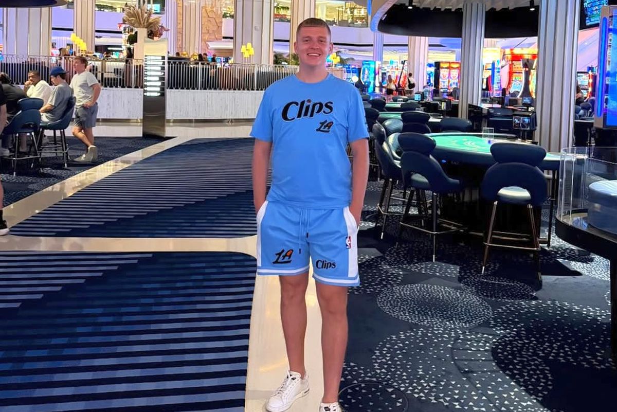 „Până să vorbiți urât de România, uitați-vă la celelalte țări!” » Discurs manifest al fotbalistului intrat în business: „Criză? Depinde pe cine întrebi”