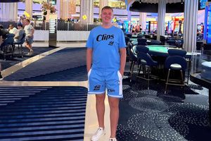 „Până să vorbiți urât de România, uitați-vă la celelalte țări!” » Discurs manifest al fotbalistului intrat în business: „Criză? Depinde pe cine întrebi”