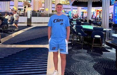 „Până să vorbiți urât de România, uitați-vă la celelalte țări!” » Discurs manifest al fotbalistului intrat în business: „Criză? Depinde pe cine întrebi”