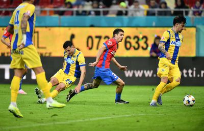 Calcule încurcate în Superligă » Petrolul a blocat-o pe FCSB și o vrea pe CFR Cluj în play-off: „Vă spun în direct!”