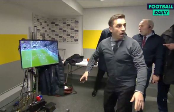 WATFORD - MANCHESTER UNITED 2-0 // VIDEO Gary Neville a întrerupt interviul lui Mourinho! Nu s-a putut abține când a văzut gafa lui De Gea