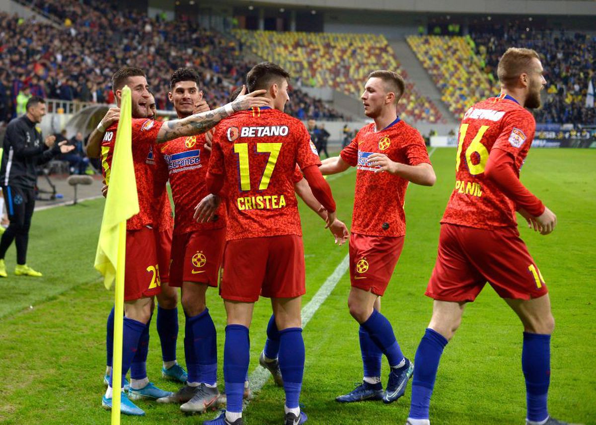 FCSB - CRAIOVA 2-0 // VIDEO + FOTO Vintilă termină anul pe podium, Pițurcă rămâne cu ironiile!