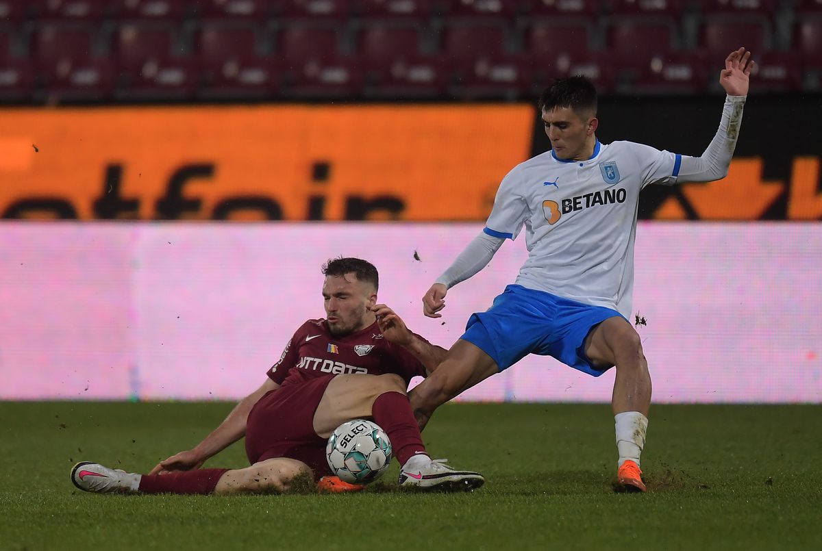 Dezvăluiri din vestiarul lui CFR Cluj! Motivele pentru care Petrescu a plecat: „Nu mai putea sta! S-a creat o stare de tensiune”