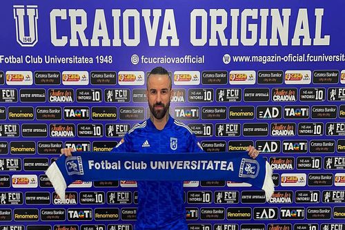 Fundașul dreapta Gabriel Enache (31 de ani) a fost prezentat oficial la FCU Craiova.