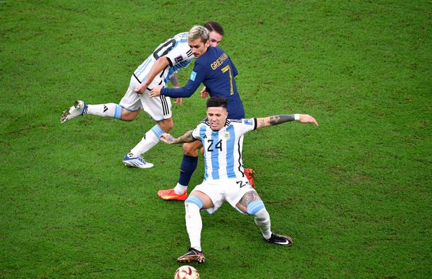 Nu au vrut să audă! Benfica a refuzat 100 de milioane de euro pentru proaspătul campion mondial