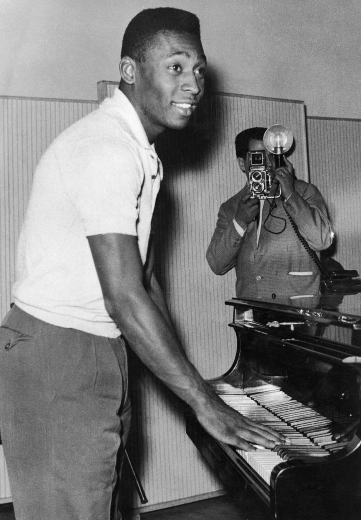 Pele și misterioasa cutie din vestiarul lui Santos. În urmă cu 48 de ani, legendarul brazilian a dat ordin să fie deschisă când el va muri