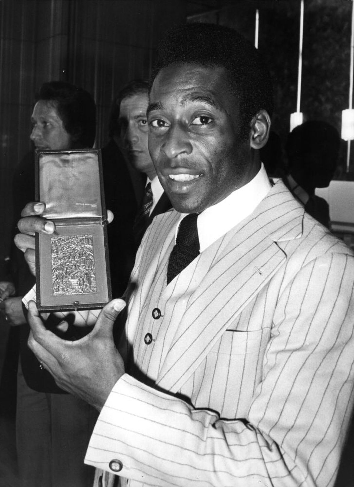 Pele și misterioasa cutie din vestiarul lui Santos. În urmă cu 48 de ani, legendarul brazilian a dat ordin să fie deschisă când el va muri