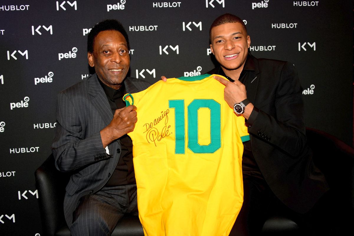 Stadion din România cu numele lui Pelé?! Anunțul neașteptat făcut luni