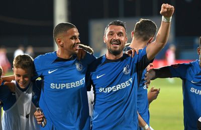 Hagi nu-i lasă să petreacă! Farul a anunțat programul pentru startul noului an: „Fără sport lumea fierbe!”