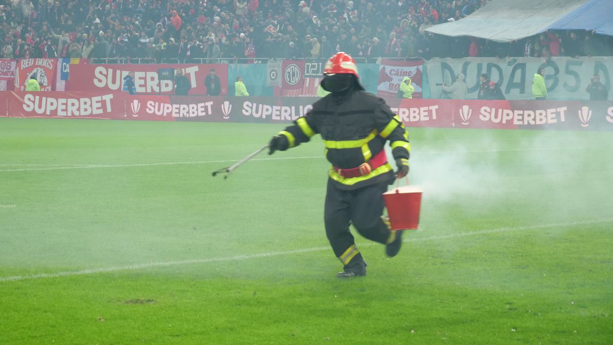 Scenografii la derby-ul Dinamo - Rapid