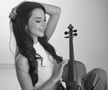 I-a sedus pe fanii lui Dinamo și dezvăluie ce a surprins-o la București, în concertul de pe Arenă » Interviu GSP cu violonista Jana Ceklanovic: „România e a doua mea casă!”