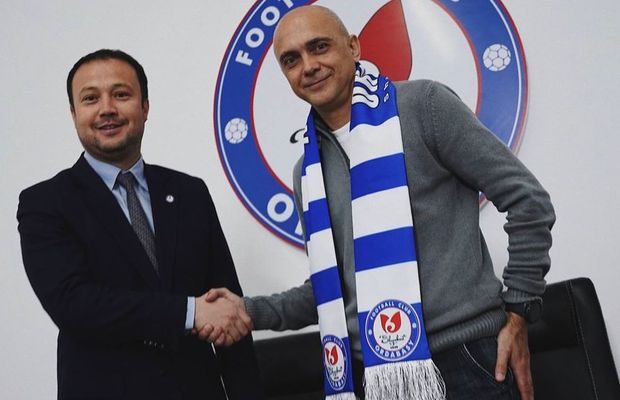 A scris istorie în Moldova și a semnat contractul carierei