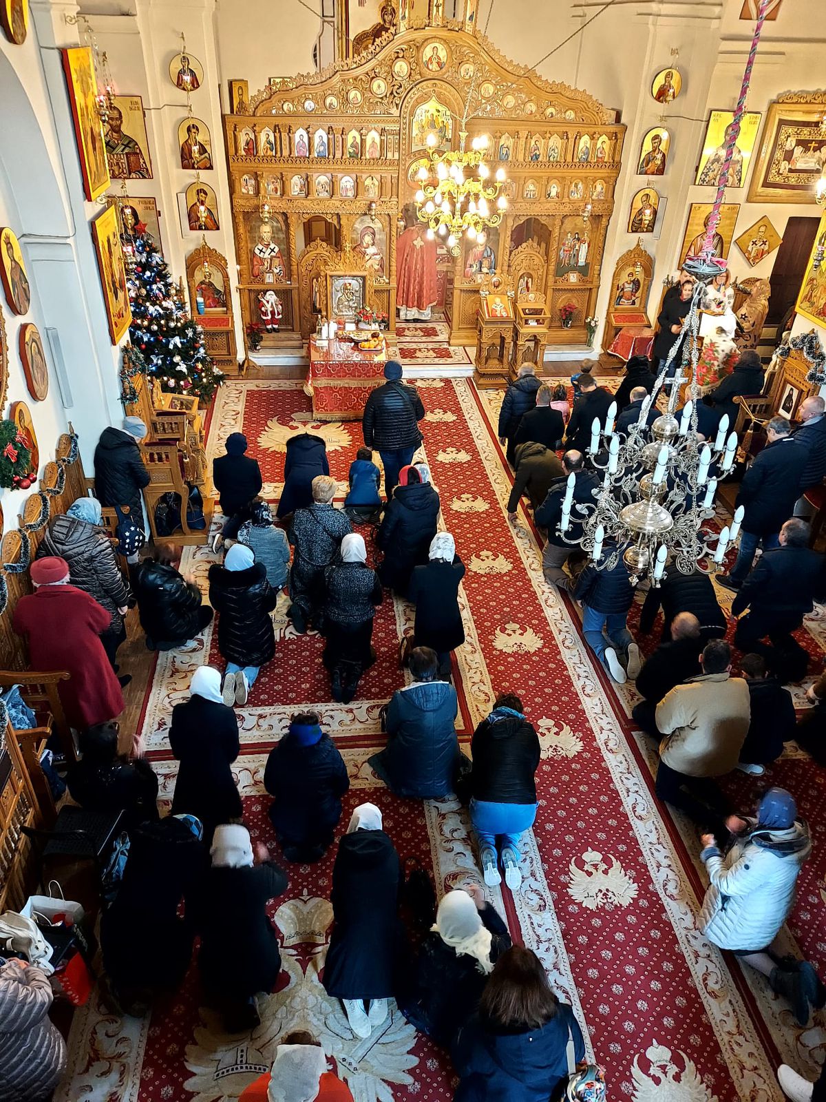 Părintele Filip, de la biserica românească din Genova, l-a avertizat pe Dan Șucu: „Genovezii sunt suspicioși la început. El trebuie să se țină de cuvânt”