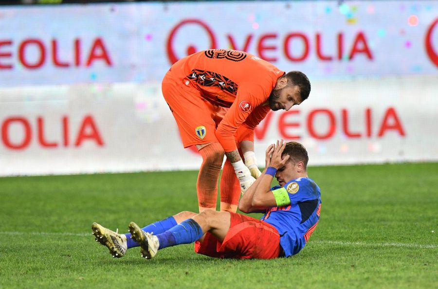 Florin Călinescu, la „Prietenii lui Ovidiu”: „Dar cine este, mă, acest arbitru, Istvan Kovacs?! Adică toți jucătorii sunt jegoși, le put ciorapii, numai el este înainte de nuntă?!”