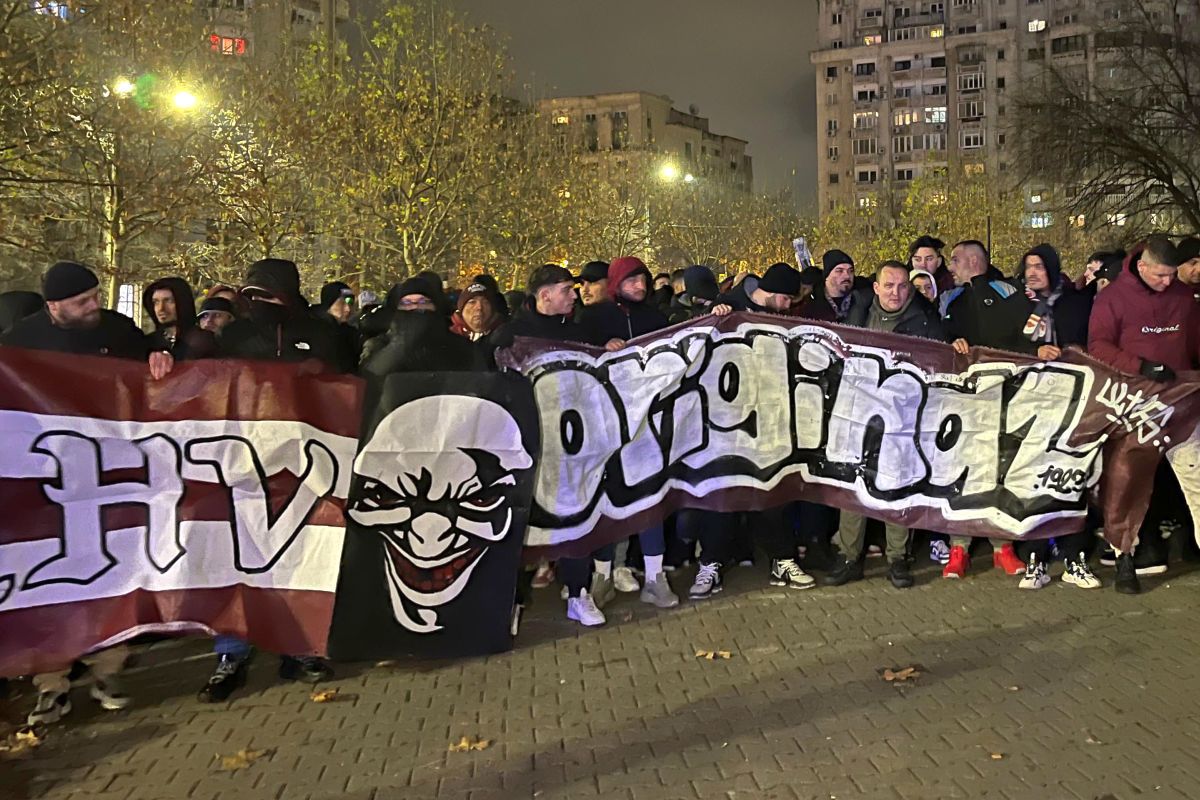 Campionul mondial prezent printre ultrași, la Dinamo - Rapid: „Ca de fiecare dată, galeria noastră surprinde”