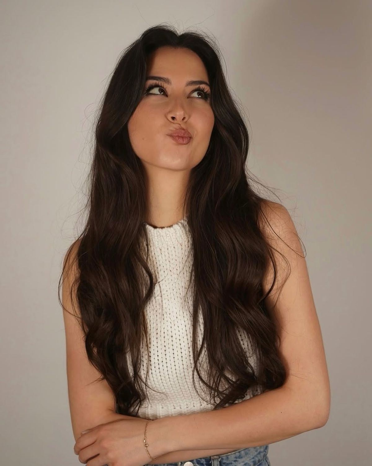 I-a sedus pe fanii lui Dinamo și dezvăluie ce a surprins-o la București, în concertul de pe Arenă » Interviu GSP cu violonista Jana Ceklanovic: „România e a doua mea casă!”