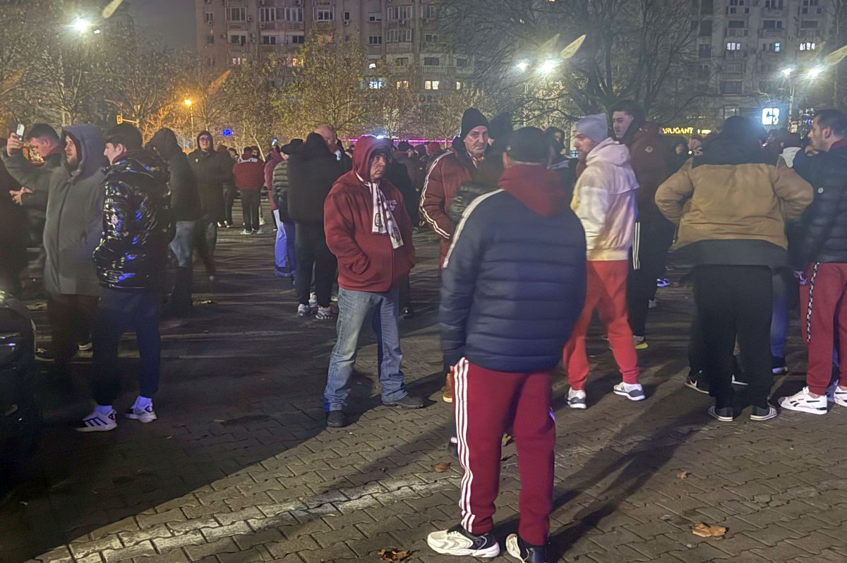 Campionul mondial prezent printre ultrași, la Dinamo - Rapid: „Ca de fiecare dată, galeria noastră surprinde”