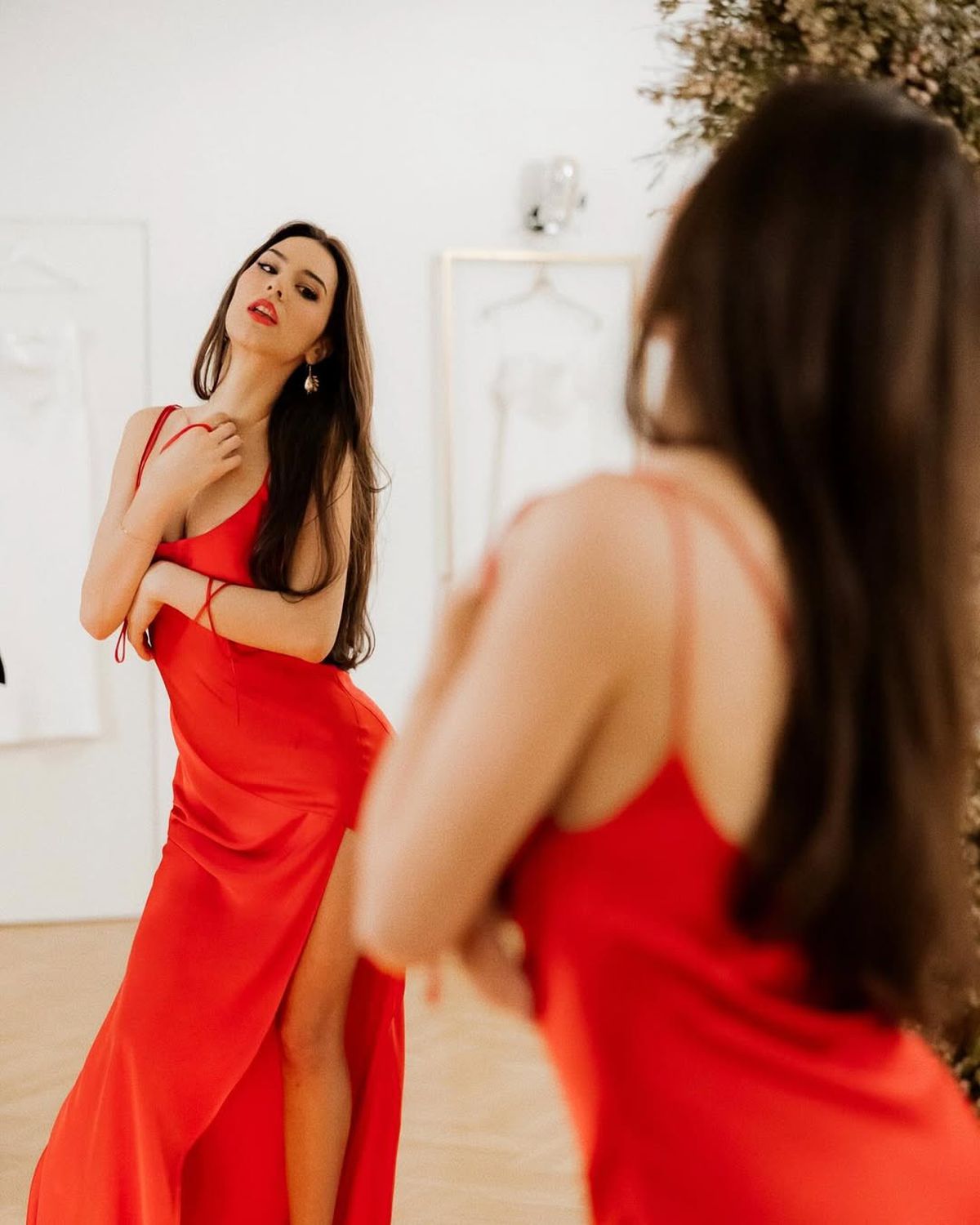 I-a sedus pe fanii lui Dinamo și dezvăluie ce a surprins-o la București, în concertul de pe Arenă » Interviu GSP cu violonista Jana Ceklanovic: „România e a doua mea casă!”