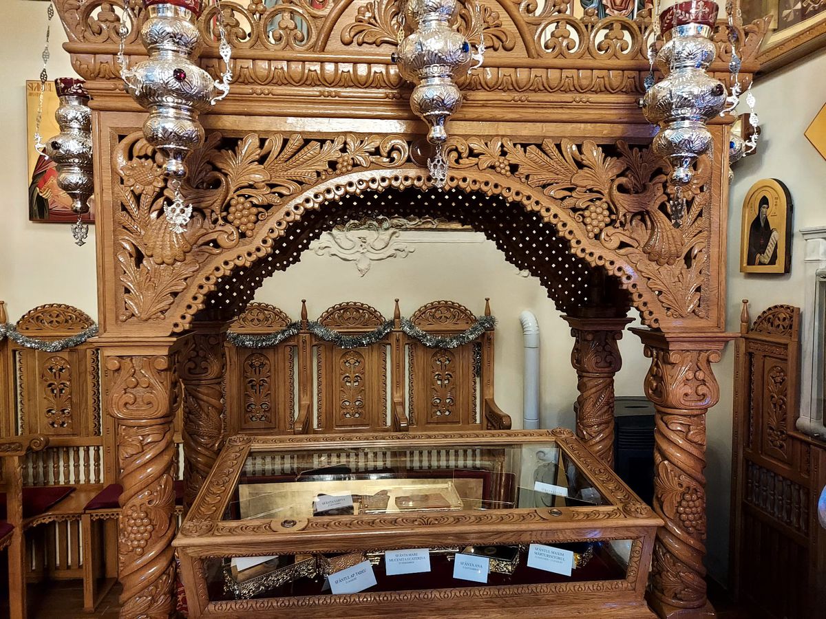 Părintele Filip, de la biserica românească din Genova, l-a avertizat pe Dan Șucu: „Genovezii sunt suspicioși la început. El trebuie să se țină de cuvânt”