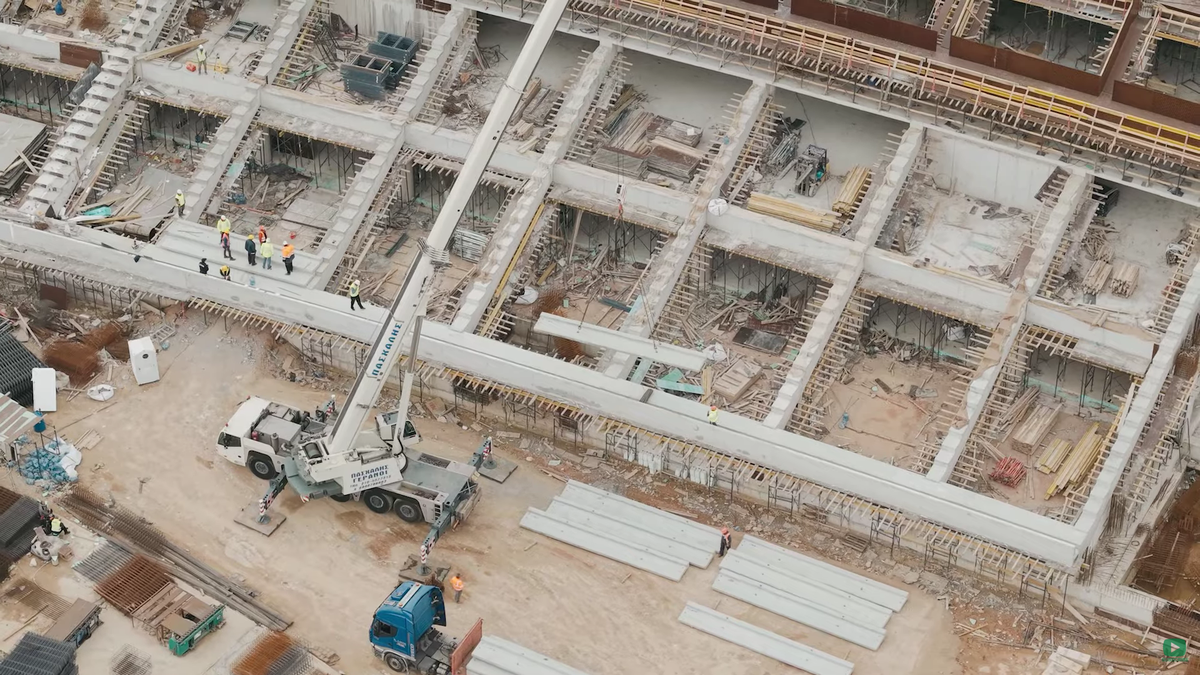 E aproape gata! Clubul istoric va avea o „bijuterie” de 40.000 de locuri » Stadionul trebuia să fie inaugurat în 2008