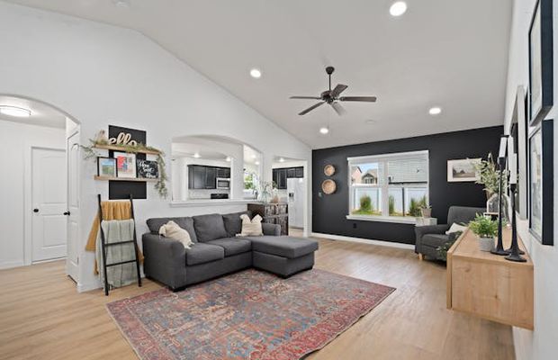 Cum creezi un living care respiră echilibru