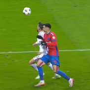 Rapid a cerut penalty în prelungirile derby-ului cu FCSB // FOTO: captură Orange Sport