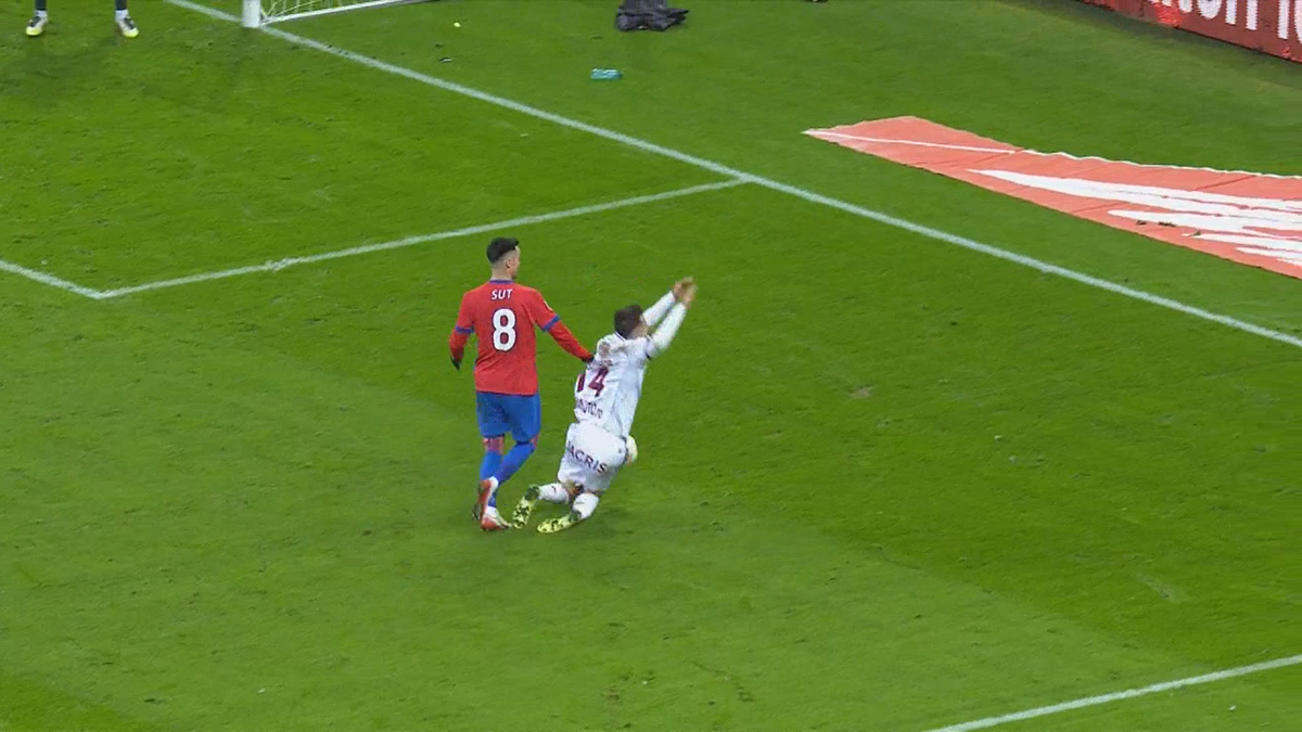 Viciere de rezultat în FCSB - Rapid?! A văzut faza și n-are niciun dubiu: „Penalty”