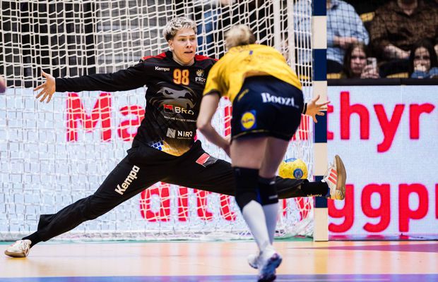 La 18 ani după primul antrenament, Daciana Hosu s-a întors în orașul natal și a semnat cu rivala echipei sale: „Abia aștept”