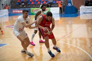 Steaua București a reușit surpriza sezonului în etapa a 13-a a Ligii Naționale: Marcus Randolph, prestație fabuloasă! Urmează returul „optimilor” din Cupă