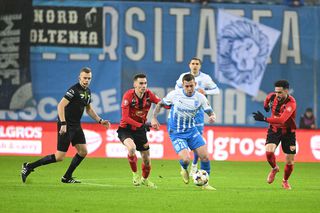 Universitatea Craiova a dat de pământ cu Csikszereda: cinci goluri, unul anulat și o eliminare » Craiova este „campioana de iarnă”