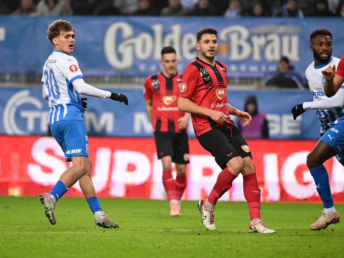 Universitatea Craiova a dat de pământ cu Csikszereda: cinci goluri, unul anulat și o eliminare » Craiova este „campioana de iarnă”