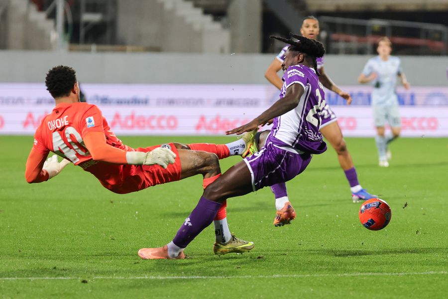 Faultul care a dus la eliminarea portarului titular / Imago Images Reacția italienilor, după ce Răzvan Sava a luat 5 goluri: „Seară grea”