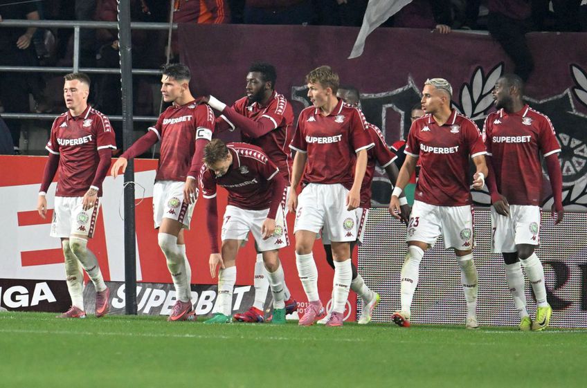 E gata! Primele două plecări de la Rapid, după eșecul cu FCSB: „El va merge la Genoa”