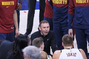 Doi antrenori din NBA au fost amendați în mai puțin de 12 ore! Care este motivul