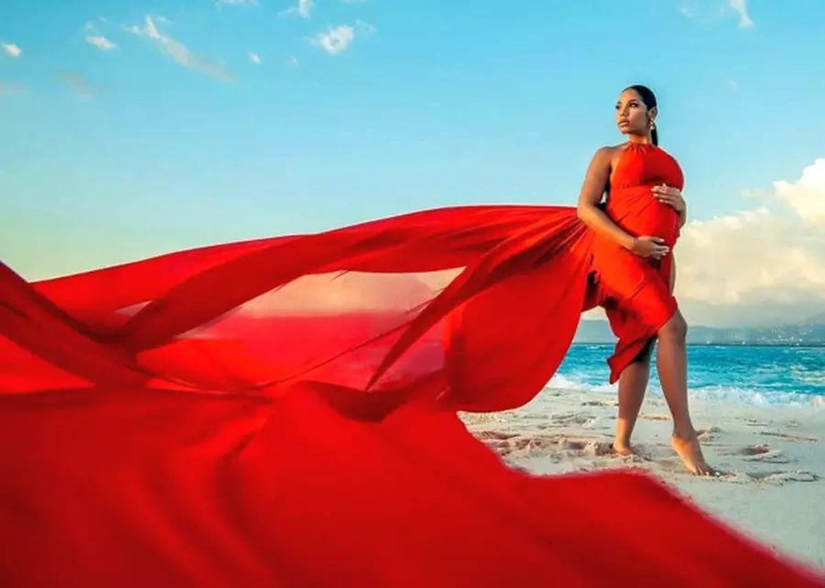 GALERIE FOTO Kasi Bennet, iubita lui Usain Bolt, s-a pozat însărcinată cu primul copil al cuplului