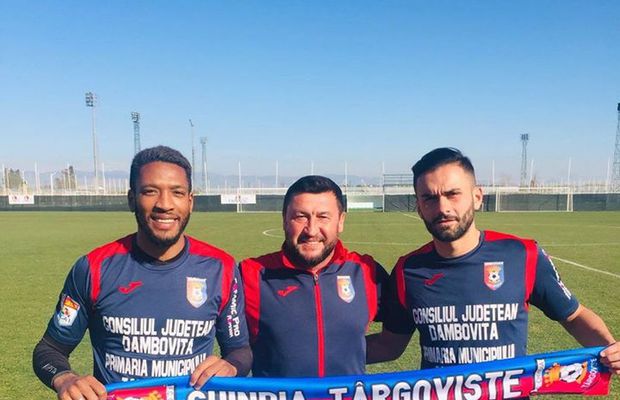 Transferuri de senzație la Chindia! Au adus un jucător trecut pe la LA Galaxy și un altul trecut pe la AS Roma și Panathinaikos