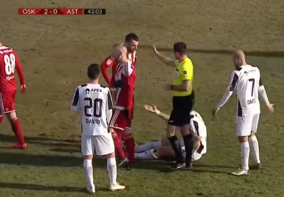 FOTO Fază controversată în Sepsi - Astra! A procedat corect Sebastian Colțescu?