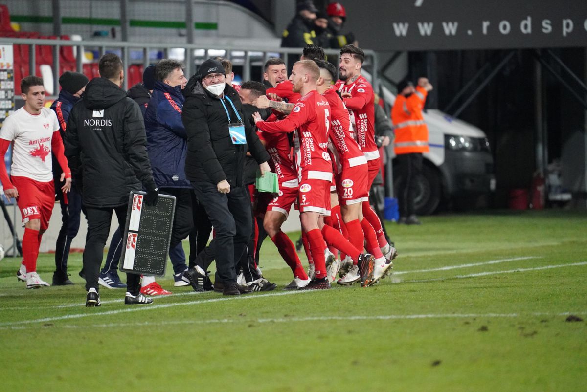 UTA - FC Argeș 1-2. Laszlo Balint, dur după ultimul eșec: „Blackout! Este inexplicabil!”