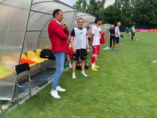 Gabi Răduță, fostul șef al Academiei lui Dinamo, spune că Dinamo ar fi putut obține bani frumoși pe Constantin Dima (21 de ani), fundașul central care a plecat de la Astra în Ucraina, la Desna.